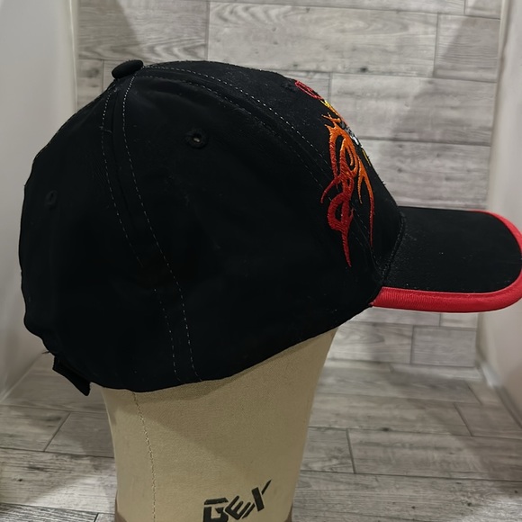 Queen black embroidered rock n roll baseball cap hat - Picture 7 of 9